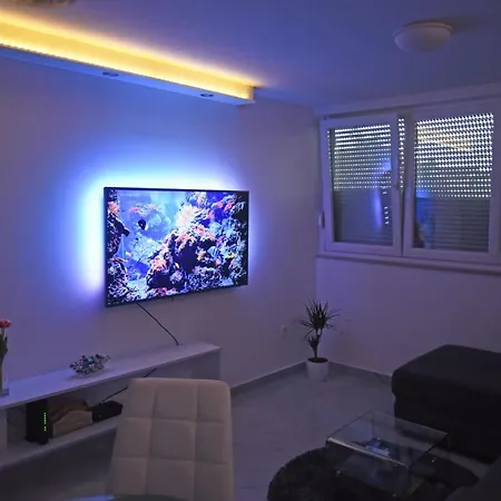 Luxury Regina سبليت